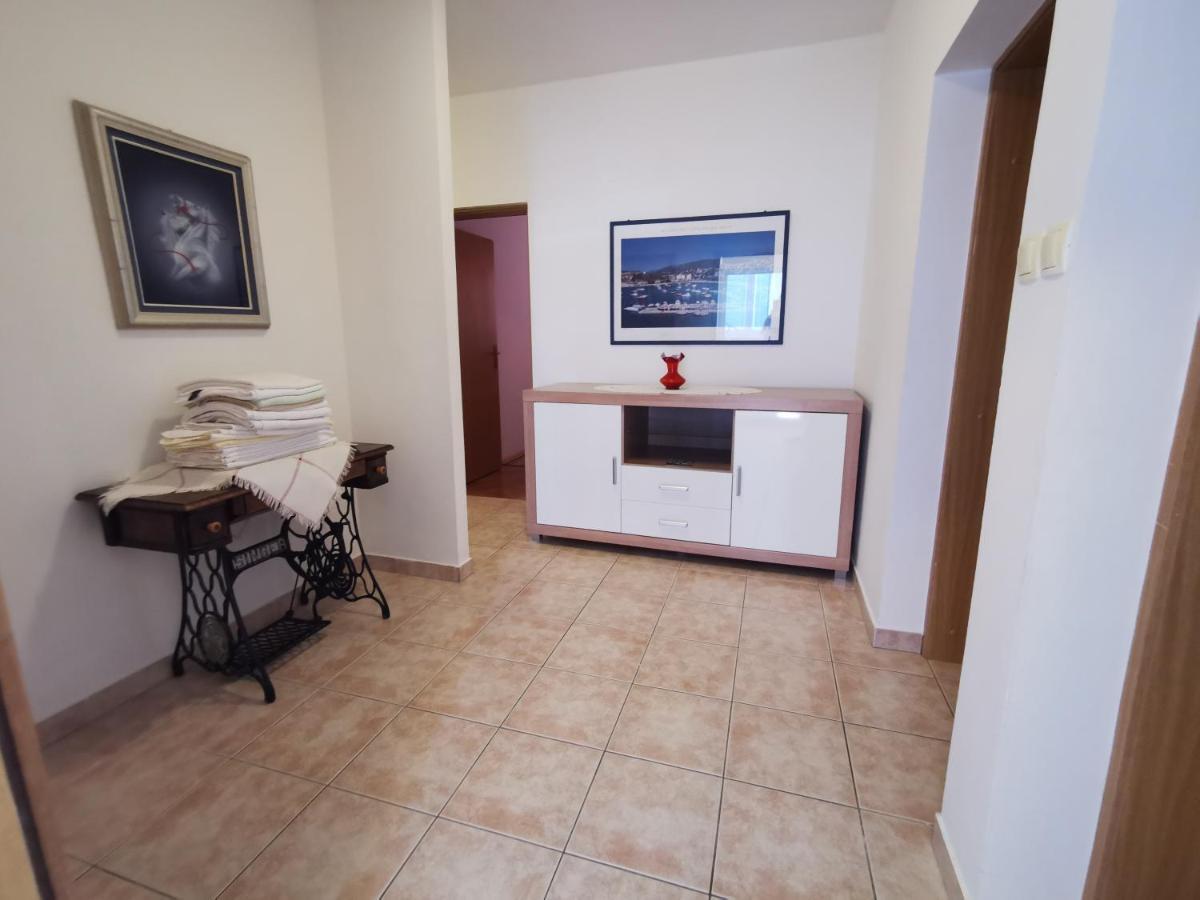 Villa Clara Apartments Kvarner Novi Vinodolski Extérieur photo